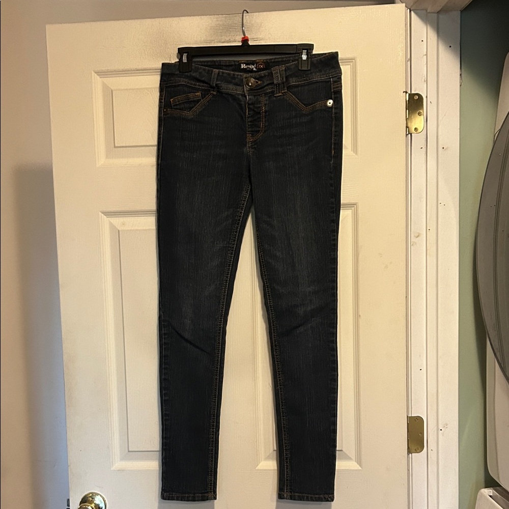 Rewind Dark Wash Skinny Jeans with Contrast Stitching Size 9